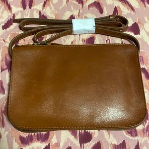 Brand New Madewell “The Simple Crossbody” bag in English Saddle